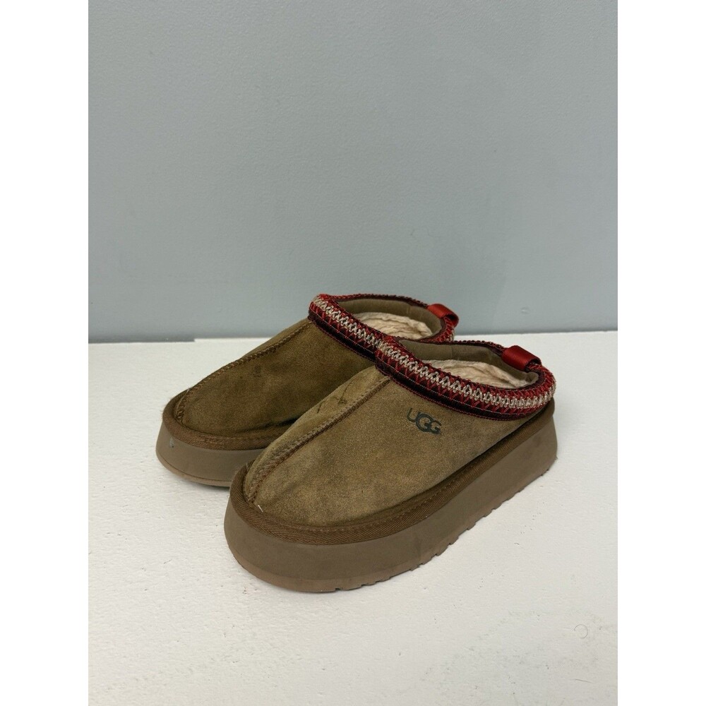 UGG Tazz Chestnut Suede Shoes for Women - Size US 6 Brown See Measurements